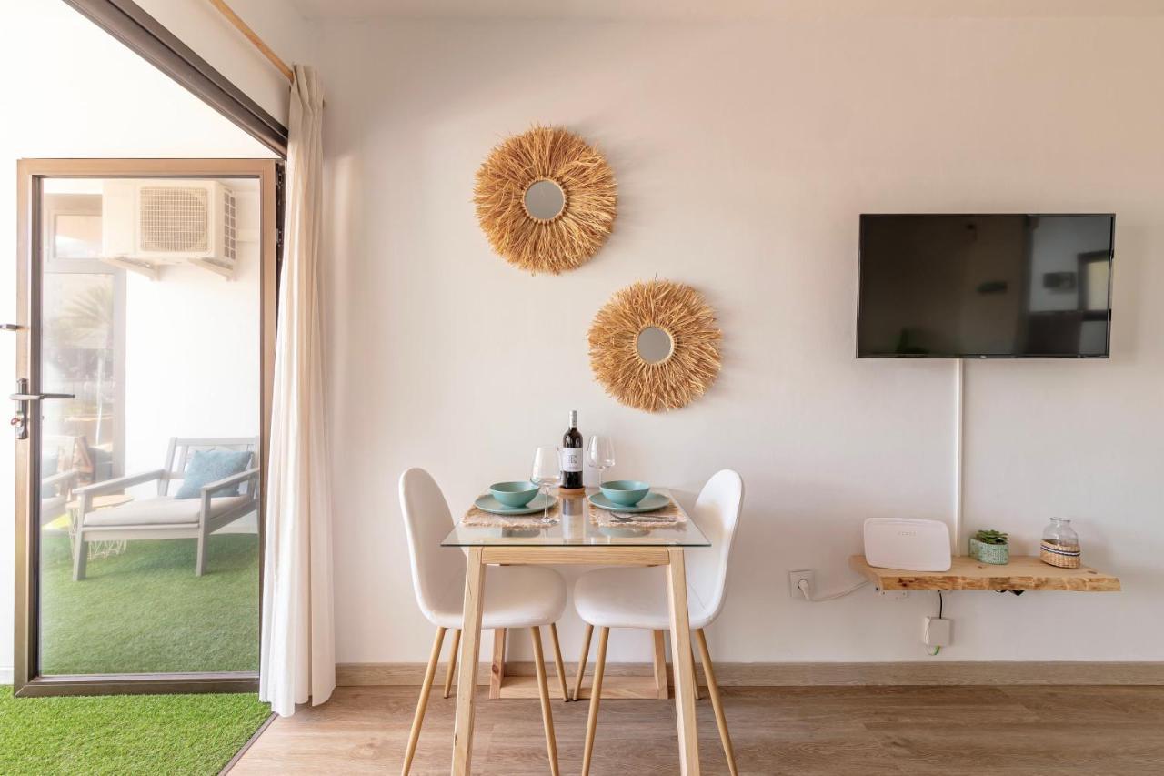 Beach House Playa Del Ingles ซานบาร์โตโลเม ภายนอก รูปภาพ